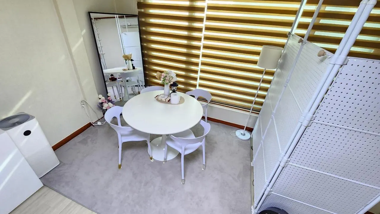 Middle Option One-Room, Exclusive Use, Public Transportation 5 Minutes Away Seoul