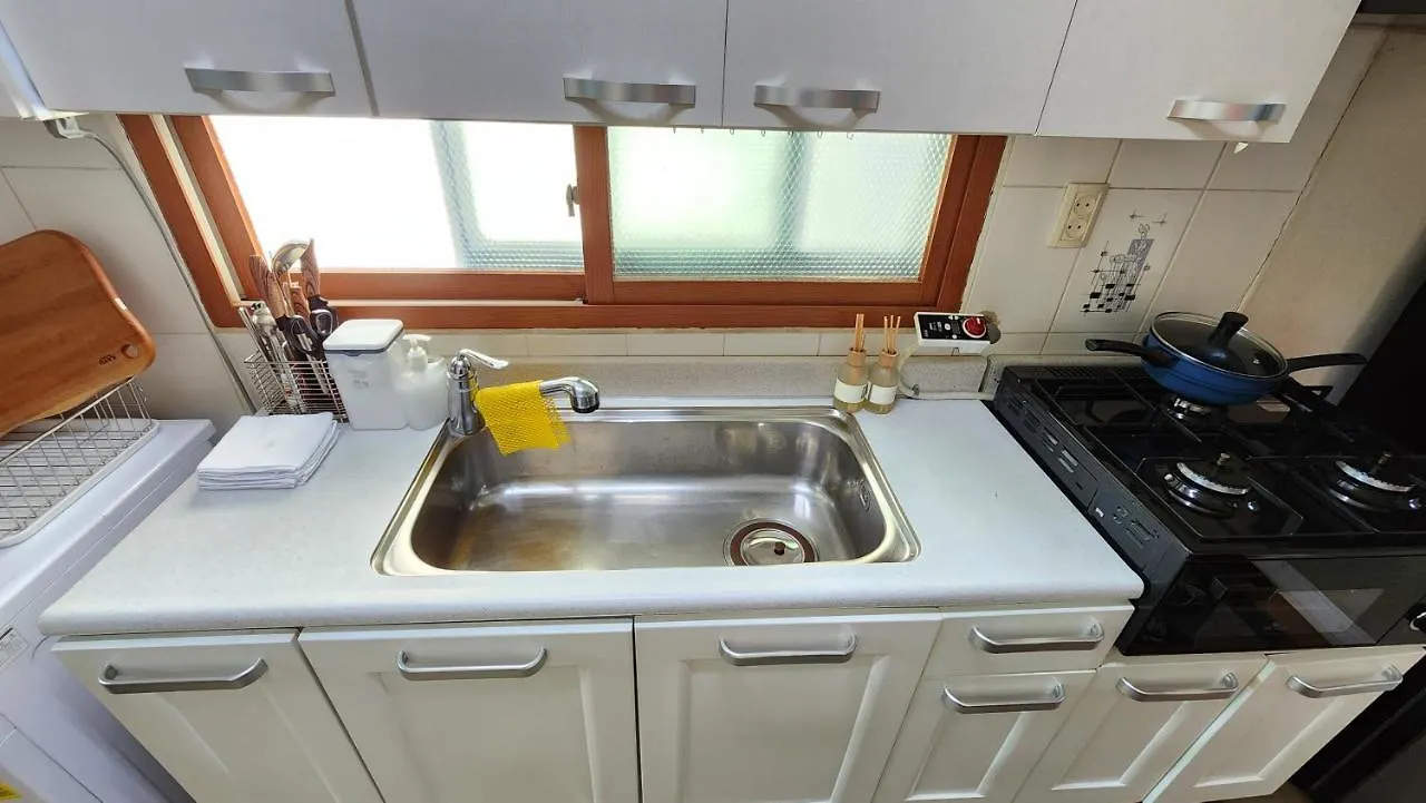 Middle Option One-Room, Exclusive Use, Public Transportation 5 Minutes Away Seoul Villa