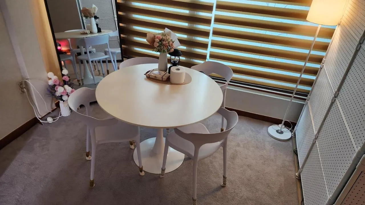 Middle Option One-Room, Exclusive Use, Public Transportation 5 Minutes Away Seoul 0*,